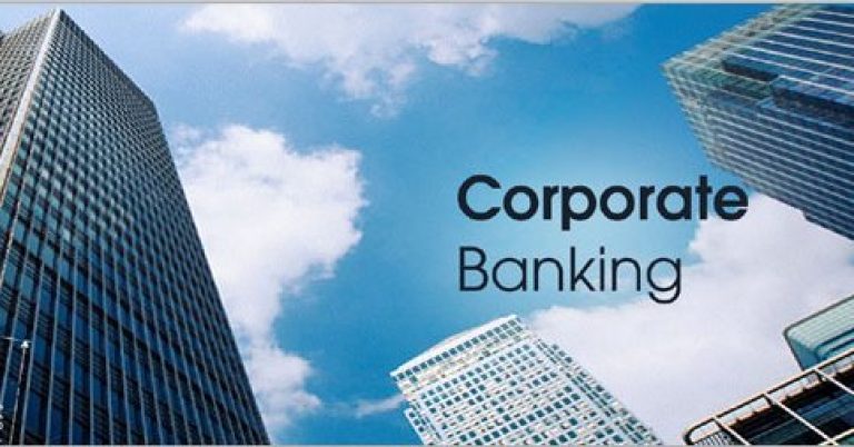 CORE-banking-of-commercial-banks-in-Vietnam